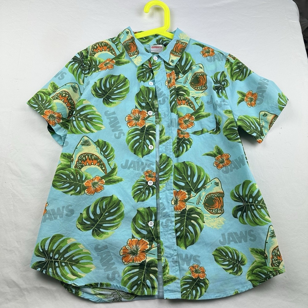 LOT OF 2‎ Universal City Studios Youth Jaws Hawaiian Button-up Med. & Large
